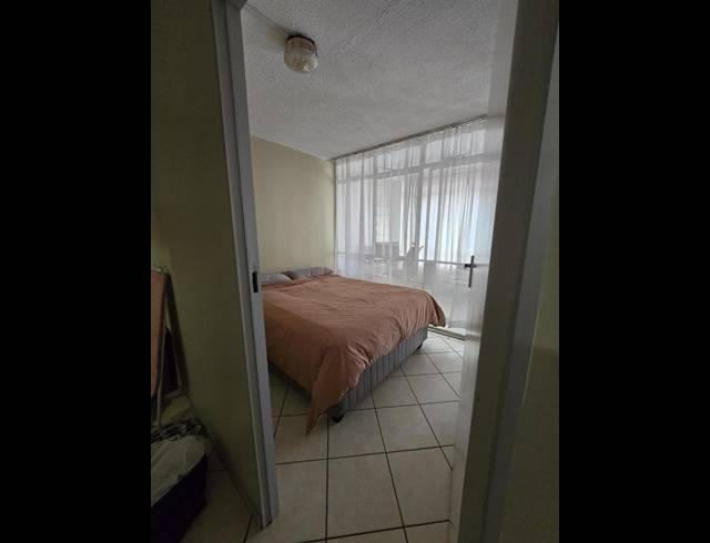2 BEDROOM APARTMENT FOR SALE IN SUNNYSIDE
